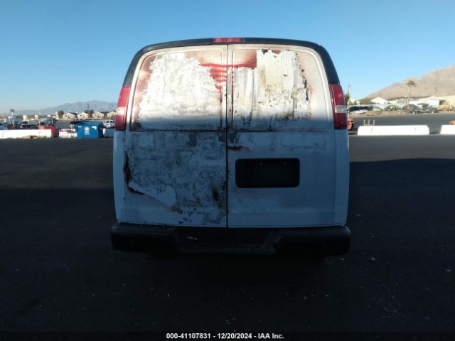 1GCWGAFP6J1299747 Chevrolet Express 2500 Work Van
