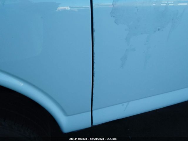 1GCWGAFP6J1299747 Chevrolet Express 2500 Work Van
