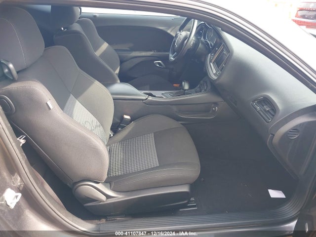 2C3CDZJG2PH521250 Dodge Challenger Gt