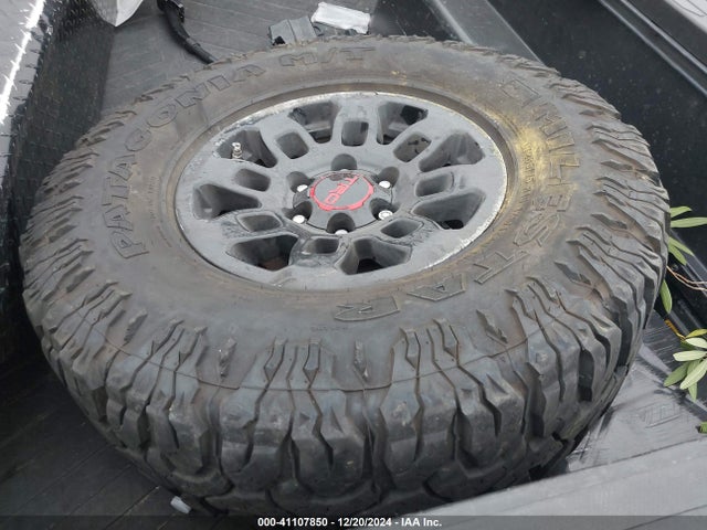 3TMDZ5BN0KM073043 Toyota Tacoma