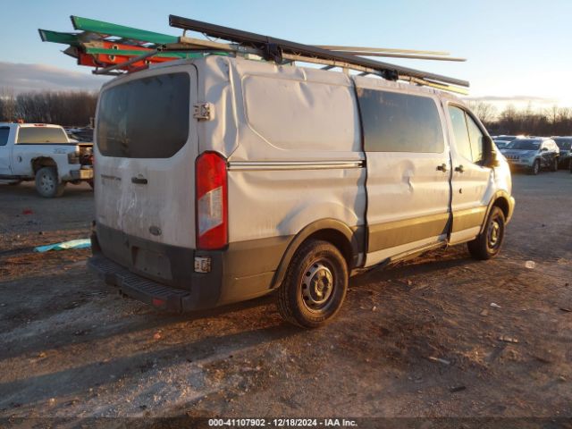 1FTYR1YG2HKA53766 Ford Transit-250