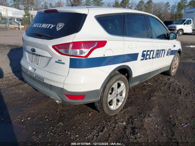 1FMCU0GX5EUC93653 Ford ESCAPE SE