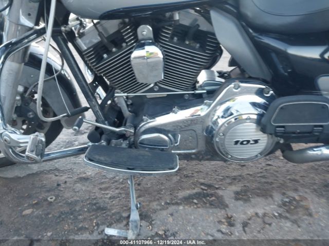 2013 HARLEY-DAVIDSON FLHTCU 1HD1FCM16DB681197 Photo 8