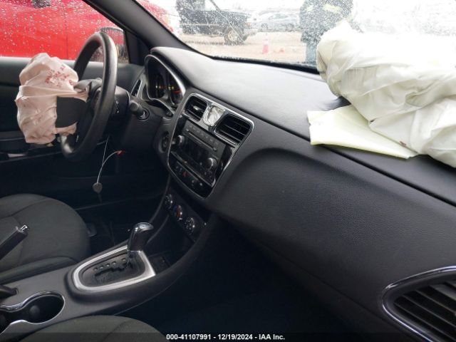 2011 CHRYSLER 200 1C3BC4FB9BN515640 Photo 4