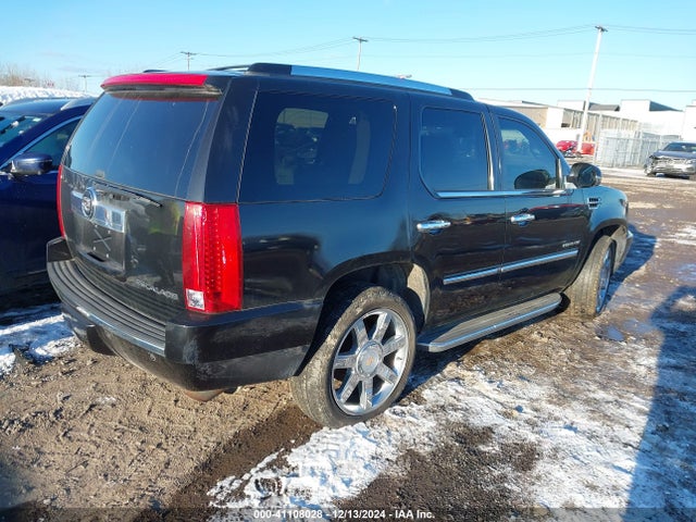 2010 CADILLAC ESCALADE 1GYUKAEF8AR140660 Photo 3