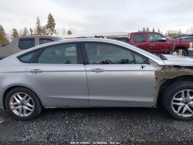 3FA6P0H7XER129996 Ford FUSION SE