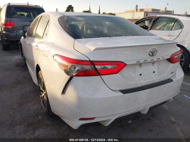 JTNB11HK6J3036563 Toyota CAMRY SE