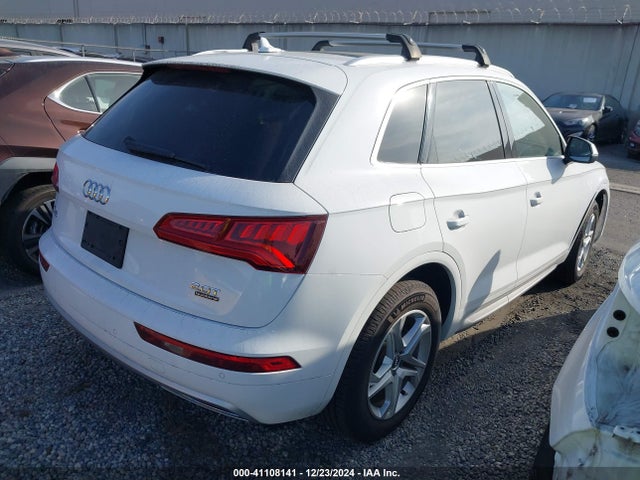 WA1BNAFY8J2180681 Audi Q5 2.0t Premium/2.0t Tech Premium