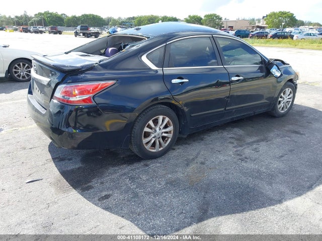 Nissan Altima 2.5 S 2014 1N4AL3AP7EC316063 Image 4