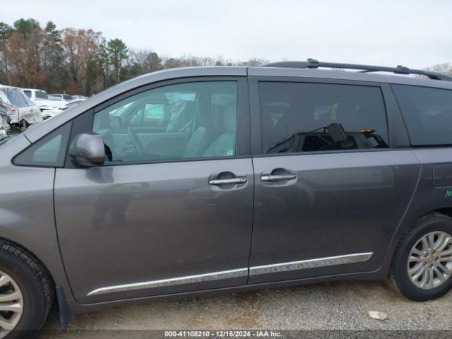 5TDYZ3DC0HS817539 Toyota Sienna Xle/limited