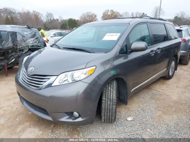 5TDYZ3DC0HS817539 Toyota Sienna Xle/limited