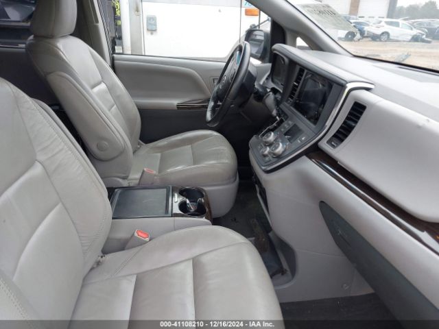 5TDYZ3DC0HS817539 Toyota Sienna Xle/limited