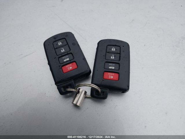 4T1BD1EB9JU061625 Toyota Avalon Hybrid Xle Premium