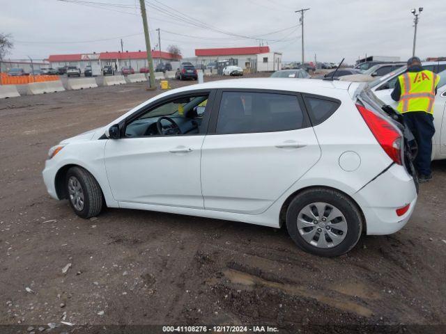 KMHCT5AE9GU241338 Hyundai ACCENT SE