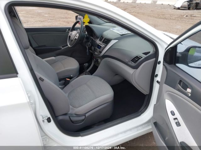 KMHCT5AE9GU241338 Hyundai ACCENT SE
