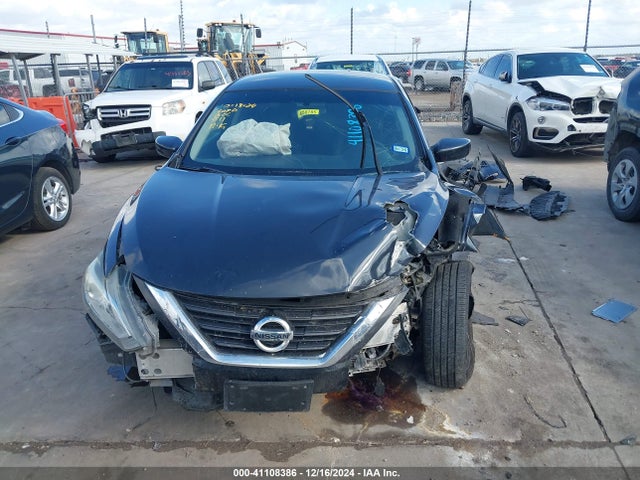 Nissan Altima 2.5 S 2018 1N4AL3AP5JC127339 Image 12