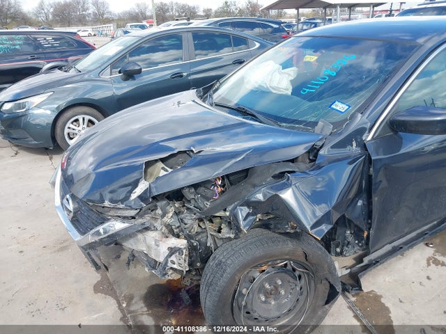 Nissan Altima 2.5 S 2018 1N4AL3AP5JC127339 Image 17