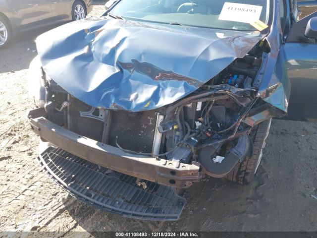 2T1BURHE6FC479895 Toyota COROLLA LE