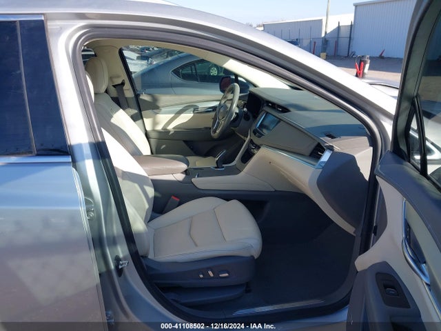 2019 CADILLAC XT5 1GYKNCRSXKZ100695 Photo 4