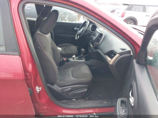 1C4PJLAB6GW136136 Jeep Cherokee Sport