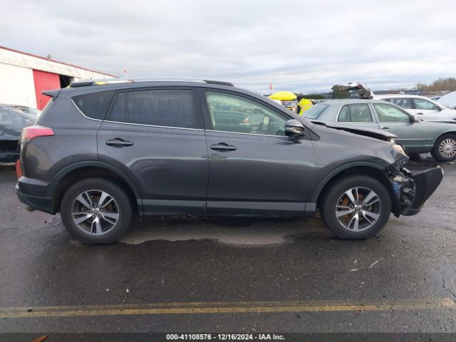 JTMRFREV0JJ198704 Toyota Rav4 Adventure/xle