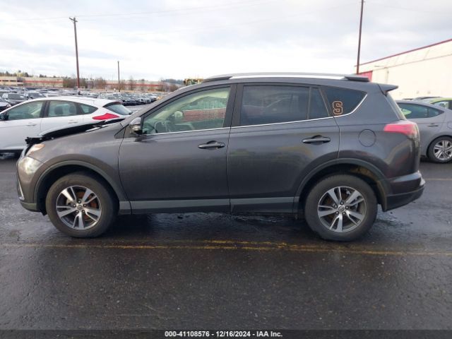 JTMRFREV0JJ198704 Toyota Rav4 Adventure/xle
