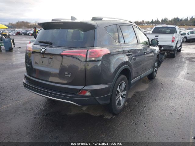 JTMRFREV0JJ198704 Toyota Rav4 Adventure/xle