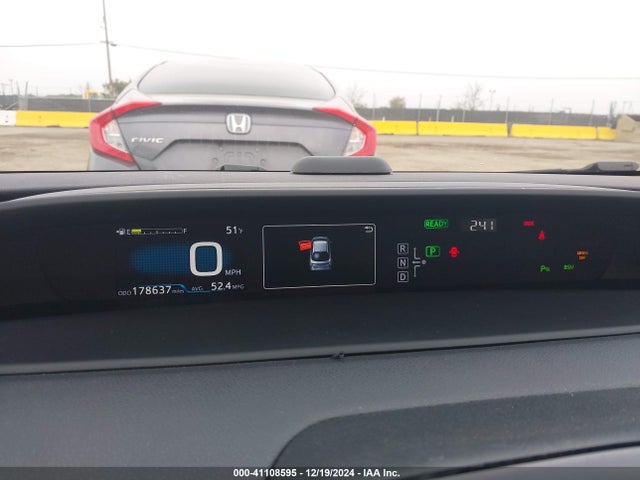 JTDKBRFU6J3065985 Toyota Prius Two