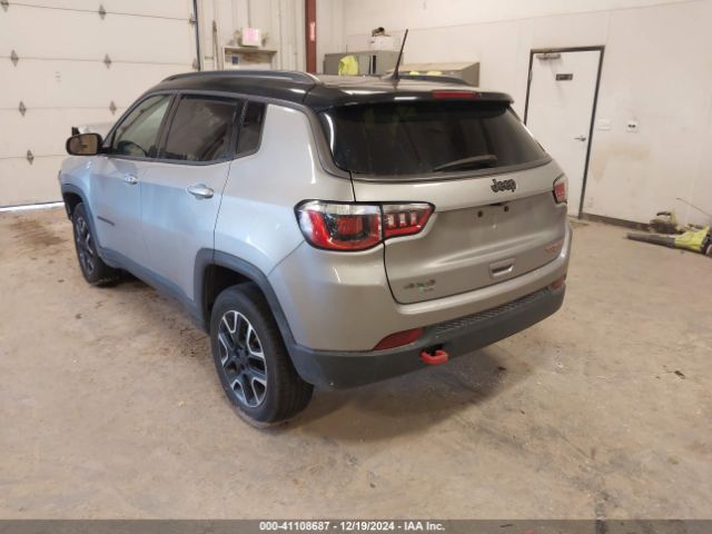 3C4NJDDB9KT795982 Jeep Compass Trailhawk 4x4