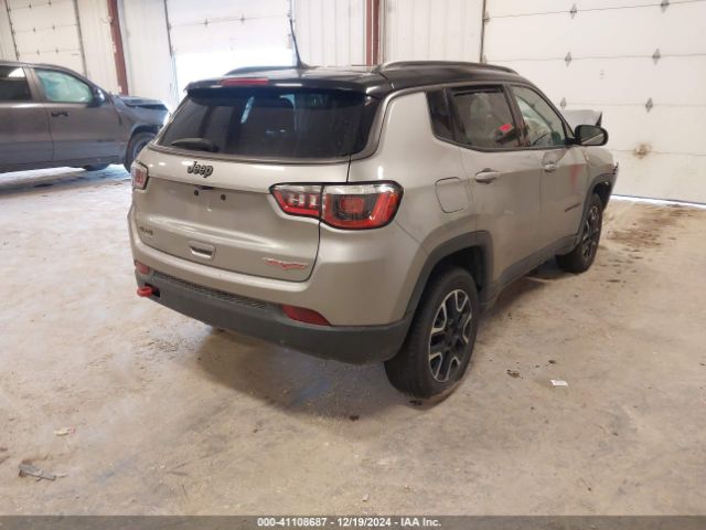 3C4NJDDB9KT795982 Jeep Compass Trailhawk 4x4