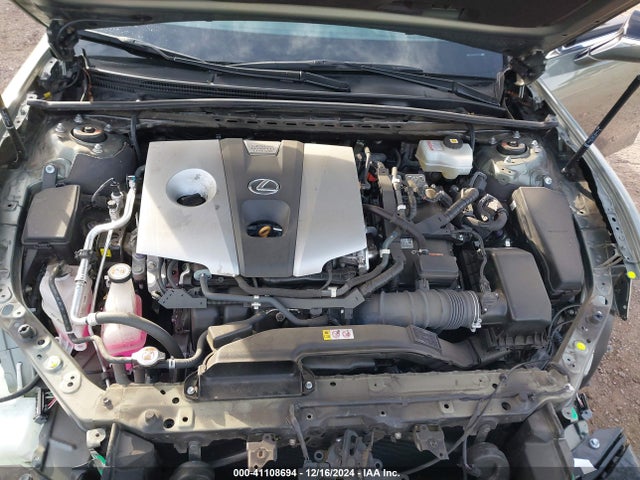 58AD21B19LU010048 Lexus ES 300H