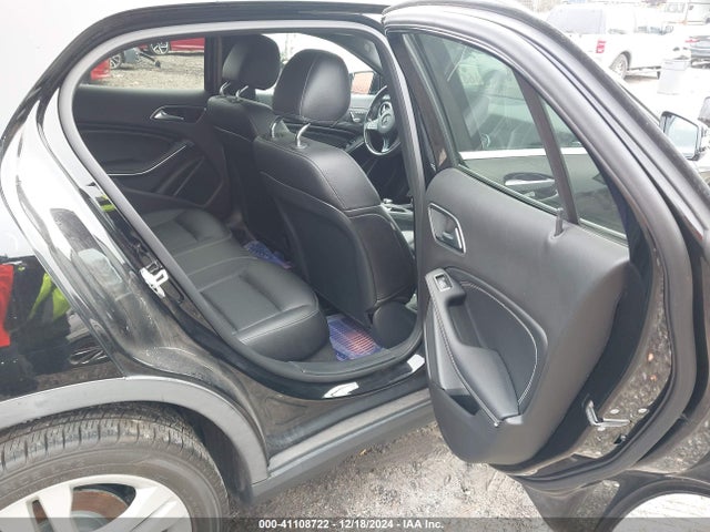 WDCTG4GBXJJ434438 Mercedes-Benz Gla 250 4matic