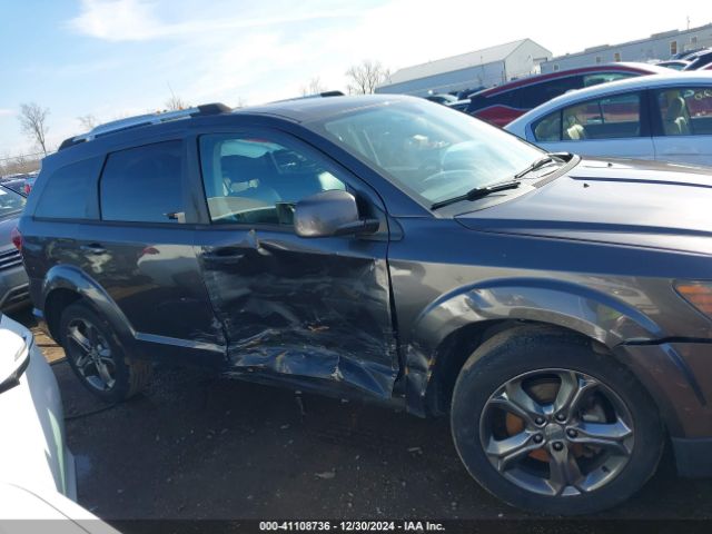 3C4PDDGGXHT539799 Dodge Journey Crossroad Plus Awd