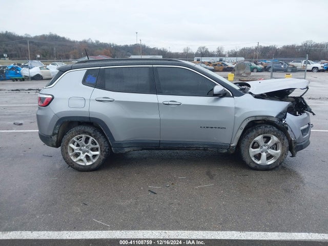 Jeep Compass Latitude 4x4 2018 3C4NJDBBXJT485065 Image 13