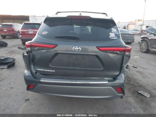 5TDFZRAH0MS050182 Toyota Highlander Platinum