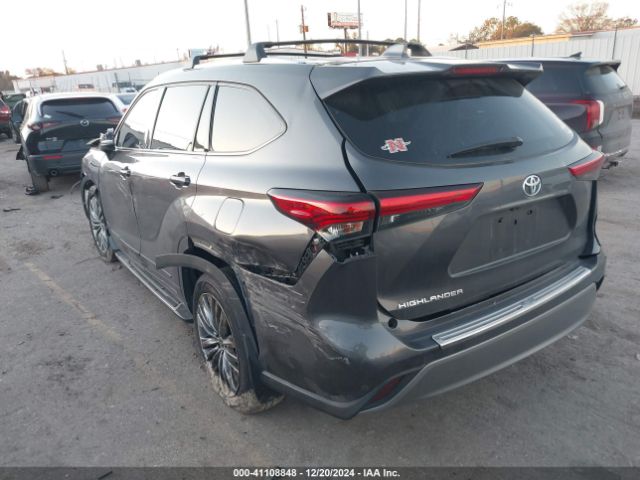 5TDFZRAH0MS050182 Toyota Highlander Platinum