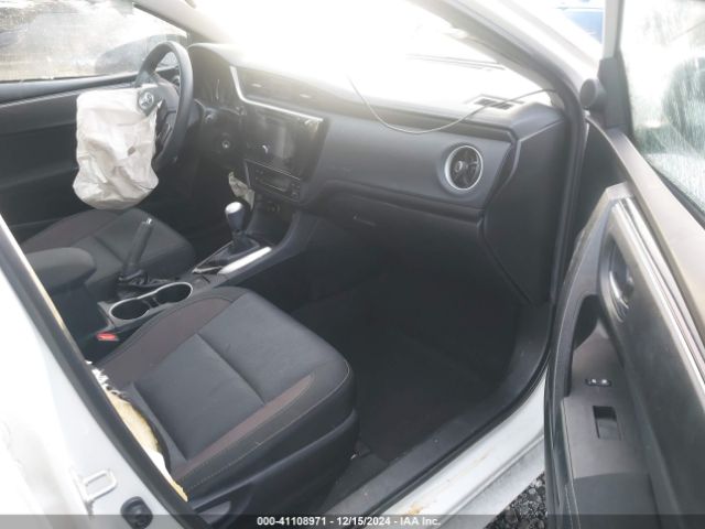 2T1BURHE7JC965950 Toyota COROLLA LE