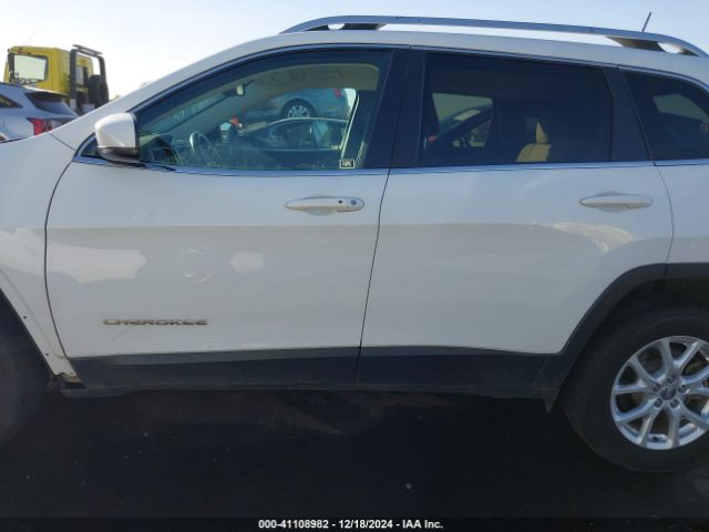 1C4PJMCS9GW155251 Jeep Cherokee Latitude