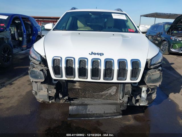 1C4PJMCS9GW155251 Jeep Cherokee Latitude