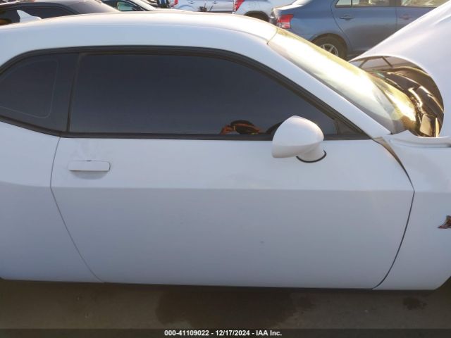 2C3CDZFJ1GH284657 Dodge Challenger R/t Scat Pack