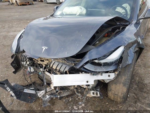 2022 TESLA MODEL 3 5YJ3E1EA4NF374433 Photo 9