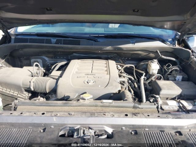 5TFRY5F1XGX210877 Toyota Tundra Sr5 5.7l V8