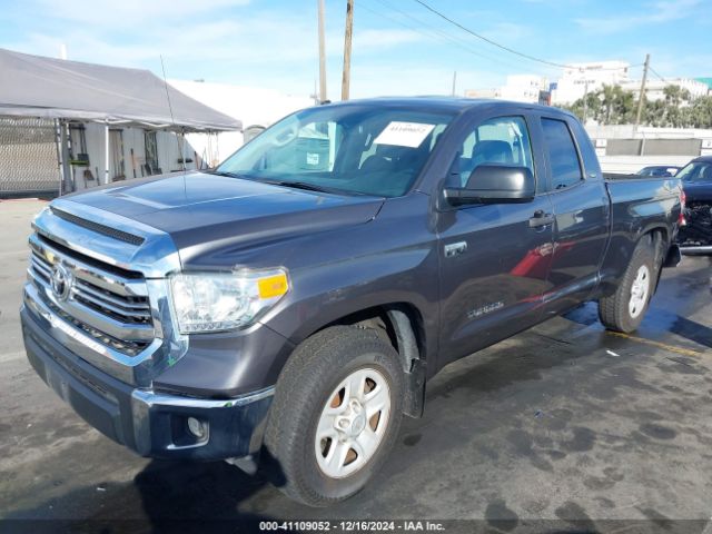5TFRY5F1XGX210877 Toyota Tundra Sr5 5.7l V8