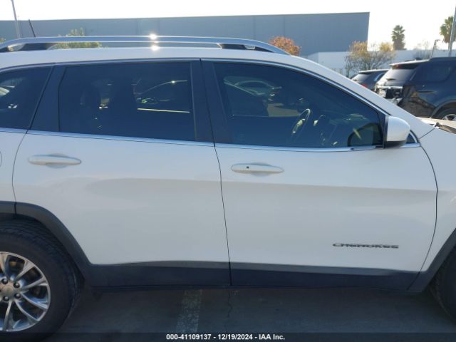1C4PJLLB4KD240528 Jeep Cherokee Latitude Plus Fwd