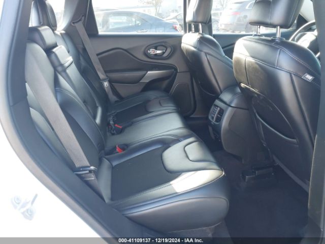 1C4PJLLB4KD240528 Jeep Cherokee Latitude Plus Fwd
