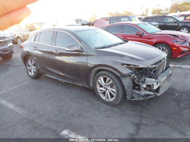 2017 INFINITI QX30 SJKCH5CP0HA018738