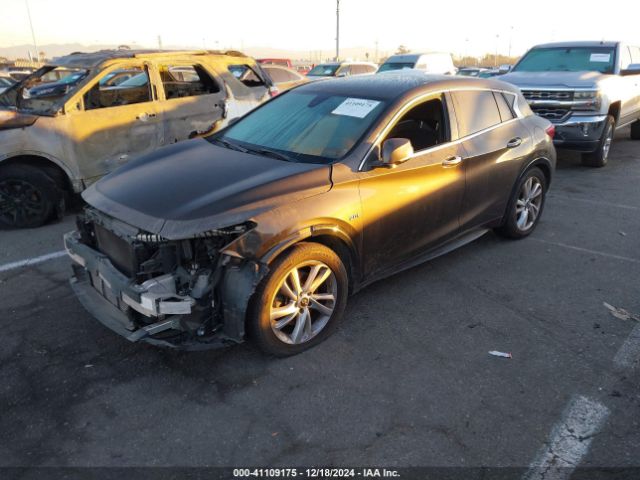 2017 INFINITI QX30 SJKCH5CP0HA018738 Photo 1