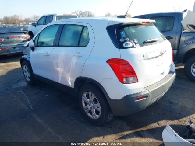 KL7CJKSB1FB225333 Chevrolet Trax 1ls