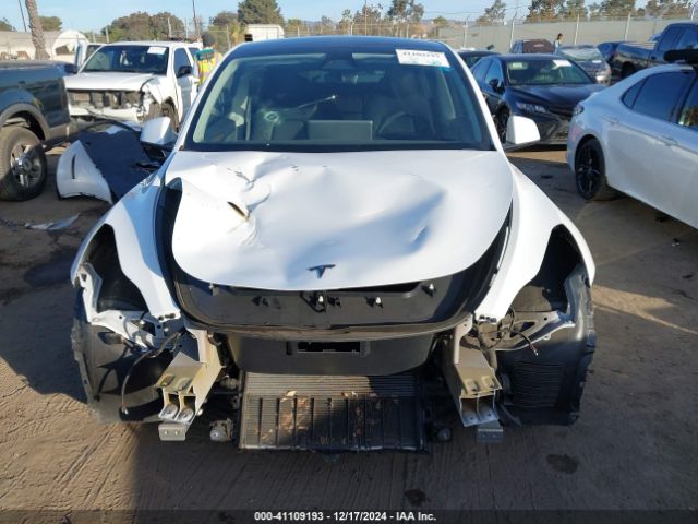 7SAYGDEF1PF838488 Tesla Model Y Performance Dual Motor All-wheel Drive