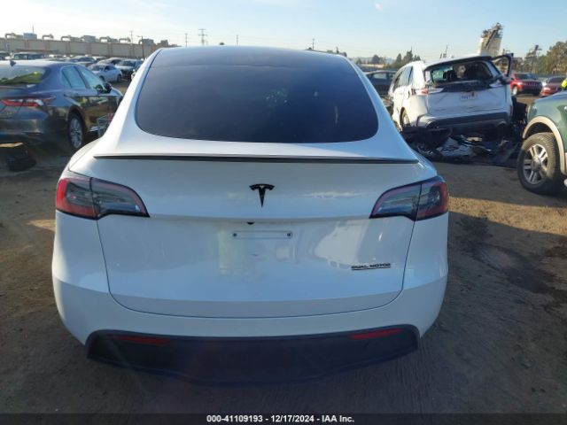 7SAYGDEF1PF838488 Tesla Model Y Performance Dual Motor All-wheel Drive
